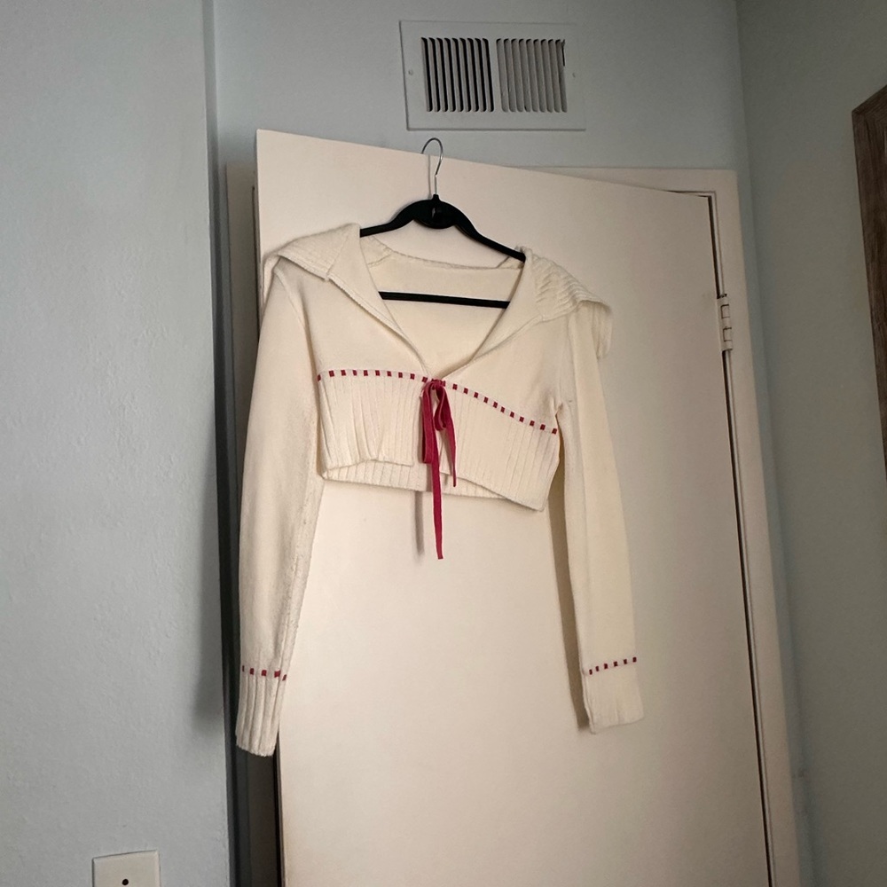 American Vintage Cream and Red Cardigan